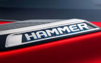 Toyota 終於想造「猛禽級」皮卡？傳說中的 TRD Hammer 要來了！