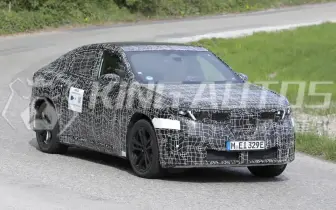 斜背翹臀不能亡！《BMW iX4》轉型純電 預計下半年發表 純電GLC不推Coupe