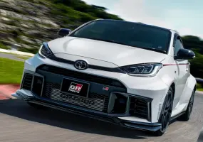 Toyota GR Yaris 要進化了！下一代恐變成「油電小鋼炮」
