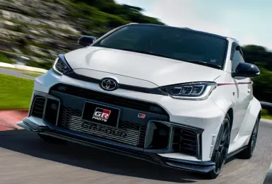 Toyota GR Yaris 要進化了！下一代恐變成「油電小鋼炮」