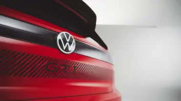 Volkswagen 電動 Golf 延後登場！GTI 與 Golf R 純電版還得再等等