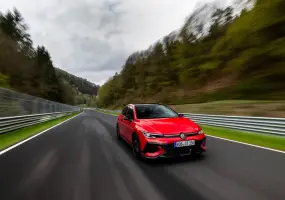 325匹史上最強前驅！Golf GTI EDITION 50 台灣限量預購 紐柏林模式導入 僅次於 R 的絕對戰力
