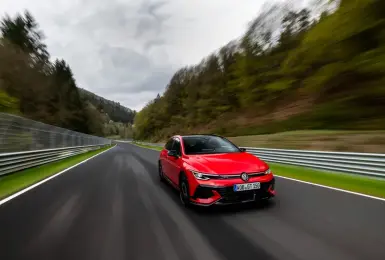 325匹史上最強前驅！Golf GTI EDITION 50 台灣限量預購 紐柏林模式導入 僅次於 R 的絕對戰力