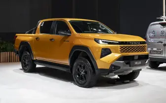 上市倒數！和泰全新《Toyota Hilux》預計導入48V柴油車 座艙科技再升級