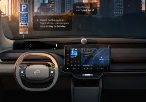 三寶救星！《Volvo EX60》首搭Gemini AI 看得懂路標&告示牌 Google地圖沉浸式導航同步登場