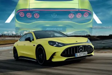 破千匹 零百2.1秒 充電10分鐘80%！全新純電《Mercedes-AMG GT 4-Door Coupé》三軸向磁通馬達 扭力破200公斤米