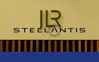 JLR攜手Stellantis 拯救5年來最慘虧損 被25%美關稅與駭客逼入絕境？
