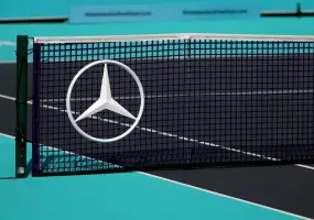 《Mercedes-Benz》高層鴕鳥心態 預算砍過頭 缺乏冒險犯難精神｜來自德國官員的警告