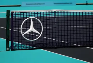 《Mercedes-Benz》高層鴕鳥心態 預算砍過頭 缺乏冒險犯難精神｜來自德國官員的警告
