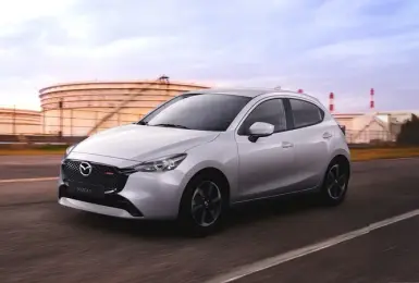 調降5萬！MAZDA2 淬鍊版 64.9 萬元搶攻都會掀背市場