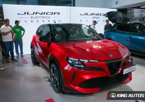 280匹 僅1.6噸《Alfa Romeo Junior Elettrica 280 Veloce》純電鋼砲強勢壓境！189.8萬元