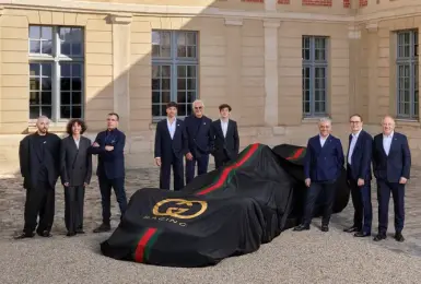 時尚巨頭降臨圍場！Gucci 冠名 Alpine F1 車隊 2027 年起「法國賽車藍」將成歷史