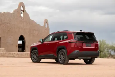 中東局勢影響｜Toyota RAV4與HiLux等主力車型 半年內大幅減產