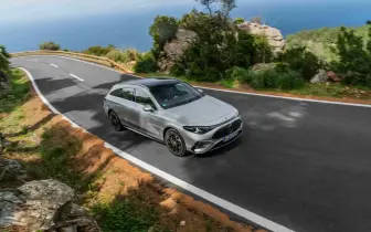 《Mercedes-Benz》兩百萬內電動車又一款！純電旅行車《CLA Shooting Brake》首搭滿天星車頂 最大續航769公里