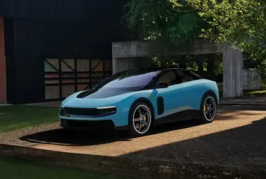 Ferrari Luce 意外扯上 Nissan Leaf！兩大品牌竟在網路上隔空交鋒