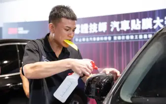 刀尖上的頂尖對決！全台最強3M貼膜大師現身 保桿、照後鏡複雜曲面都完美收邊！