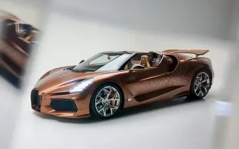 Bugatti 打造《小王子》主題超跑！全球獨一無二的 W16 Mistral 藝術品