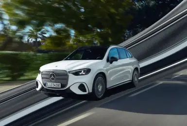 純電《Mercedes-Benz GLC》新增雙車型 後驅長續航&四驅大扭力