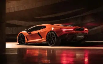 Lamborghini Revuelto SV 傳將登場！V12 旗艦超跑準備再進化