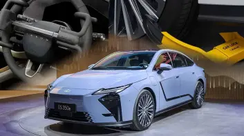 還是物理防盜好用！日規《Lexus ES》提供方向盤鎖與車輪鎖供選配