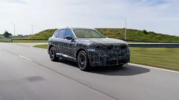 量產倒數！大改款《BMW X5》5種動力搶先看 首次提供23吋鋁圈