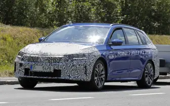 純電再等等！《Skoda Octavia Combi》2次小改款續命 車頭換上最新設計語彙