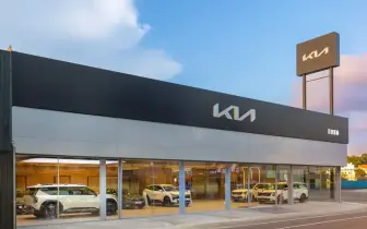 擴建大成功！《Kia》嘉義3S展示服務中心啟用 占地650坪 展示8輛新車