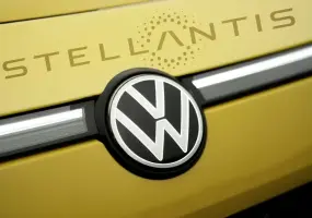 擋中國車卻傷到自己人！Volkswagen與Stellantis要求放寬「歐洲製造」認定標準！