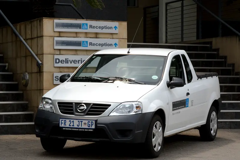 Nissan NP200