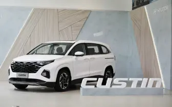 南陽《Hyundai Custin》將新增頂規車 導入白色內裝與木紋飾板