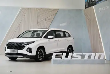 南陽《Hyundai Custin》將新增頂規車 雙車色配白內裝與木紋飾板