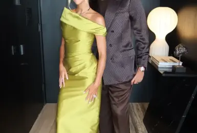 力挺兄弟 Travis Kelce 與泰勒絲世紀婚禮 Hublot大使 Patrick Mahomes完美演繹 示範頂級型男賓客穿搭哲學