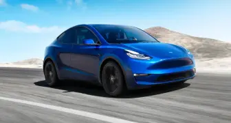 Tesla Model Y 傳電池故障！原廠缺料需等待，車主維修恐耗時一個月