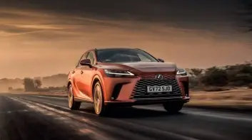 Lexus RX年底同步改款！外觀、科技、RAV4油電系統全面進化