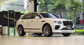 挑戰W12神話｜小改款《Bentley Bentayga Speed》改用V8引擎 新增動態系統 零百快0.6秒！