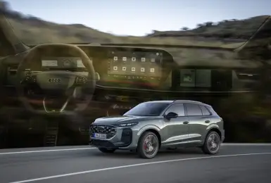 歐洲《Audi Q3》配備比台灣奧迪還陽春 可選副駕駛螢幕 方向盤改實體按鍵