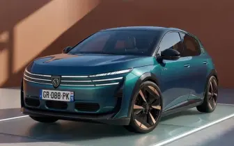 搶先曝光！大改款《Peugeot 208》只有電動車 將與現款油車共同販售