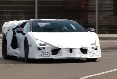 Lamborghini Revuelto SV 現身測試　距離正式發表可能只剩一步之遙