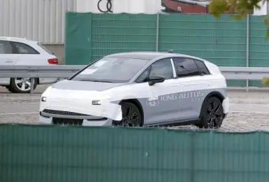 今秋發表 《Audi A2 e-tron》身披止漏膠帶 化身天竺鼠車車