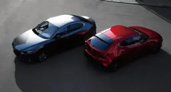 Mazda 3 日本小改款登場！新增 2.5 升輕油電與手排版本更有駕駛樂趣