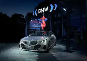 BMW攜手電影【蜘蛛人：重生日】馳騁臺北大巨蛋 期間限定形象外展熱血登場