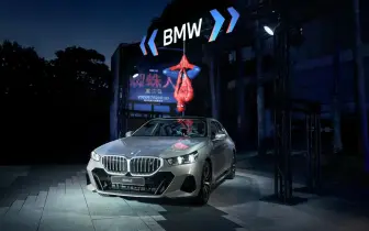 BMW攜手電影【蜘蛛人：重生日】馳騁臺北大巨蛋 期間限定形象外展熱血登場