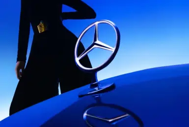 汽車發明者《Mercedes-Benz》連車門都搞不定！美國召回逾31萬輛