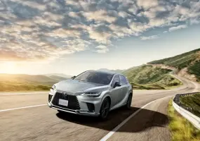 Lexus RX 新年式先暖身！配備升級更貼心，小改款最快隨後登場