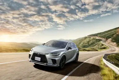 Lexus RX 新年式先暖身！配備升級更貼心，小改款最快隨後登場