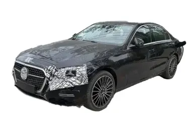 小改款《Mercedes-Benz C-Class》只遮住重點部位 全新水箱護罩氣宇非凡！