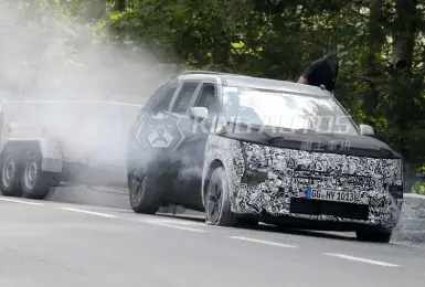 大改款《Hyundai Tucson》起火爆胎 中控布局意外曝光