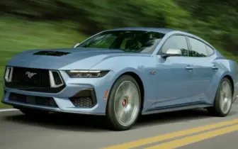 美國的馬丁還是Panamera？《Ford Mustang》將推出4門轎車版本