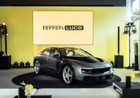 純電躍馬Ferrari Luce抵台 2608萬元起 零百2秒半 續航逾530公里