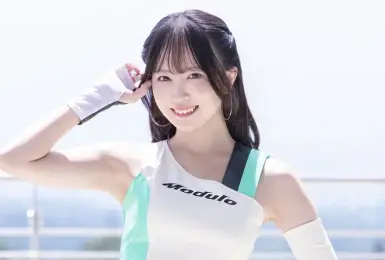 【國王車訊】車模美女收集 ModuloNakajimaRacing 根岸しおり